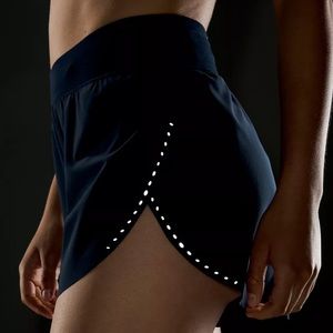 lululemon find your pace HR lined short 3” in black